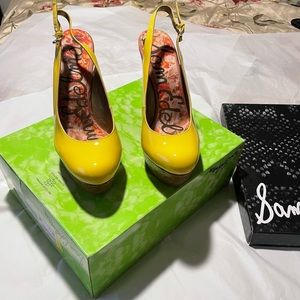 Bright yellow patent wedges 8 & 1/2 Sam Eldelman